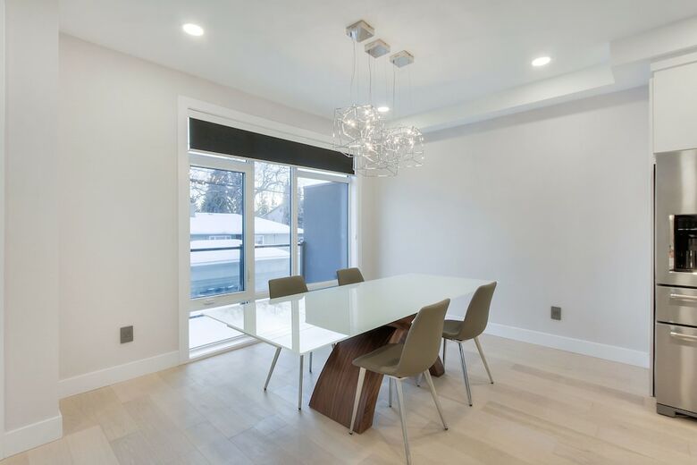 New Luxury Townhome 23