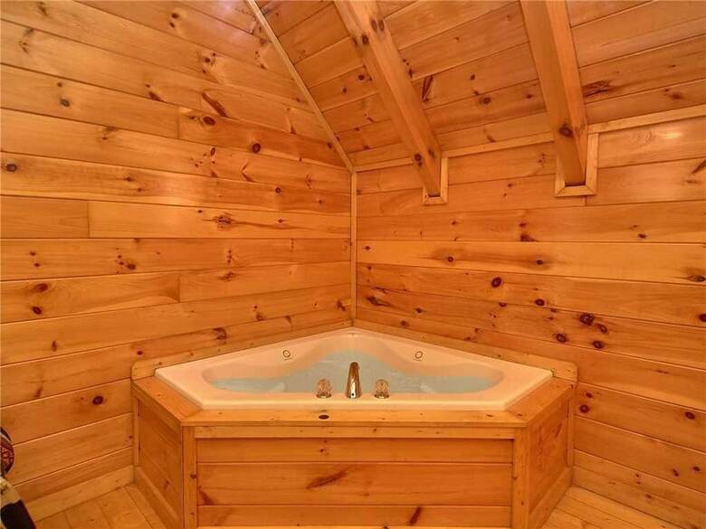 Close To Heaven - Two Bedroom Cabin