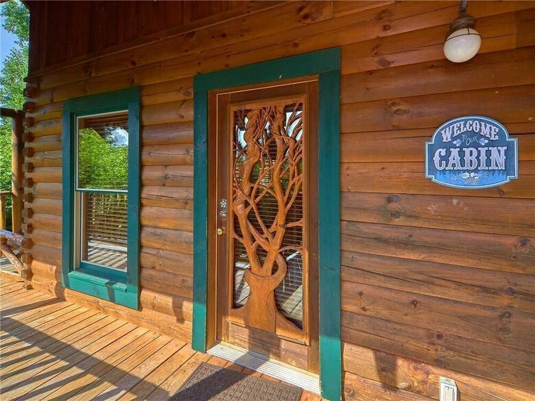 Close To Heaven - Two Bedroom Cabin