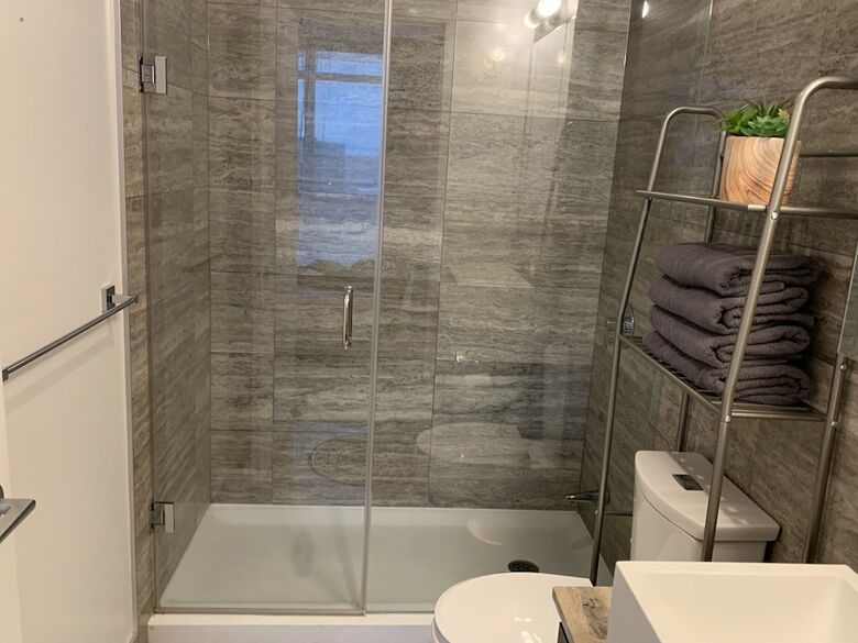 A&a Suites Magnificent 3-bd Apt In Dt