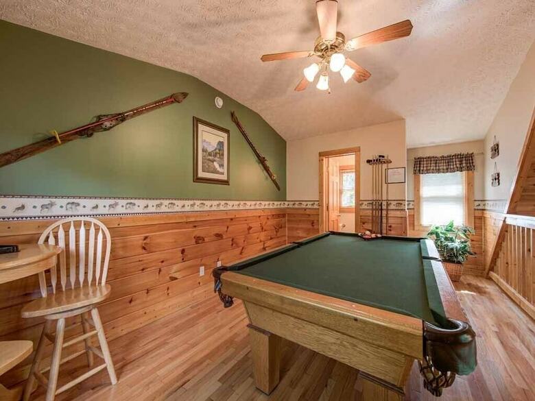 Cubs Cove - One Bedroom Cabin
