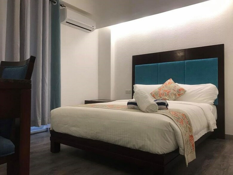 Hotel El Puerto Boracay