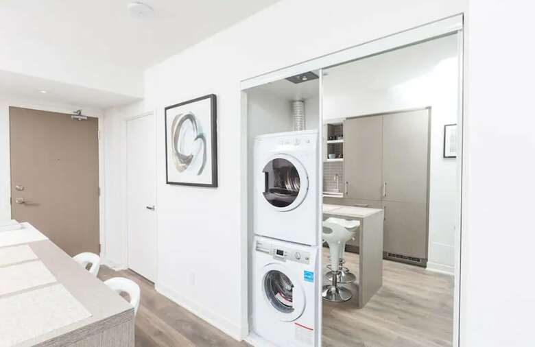 Applewood Suites - Toronto Peter Street