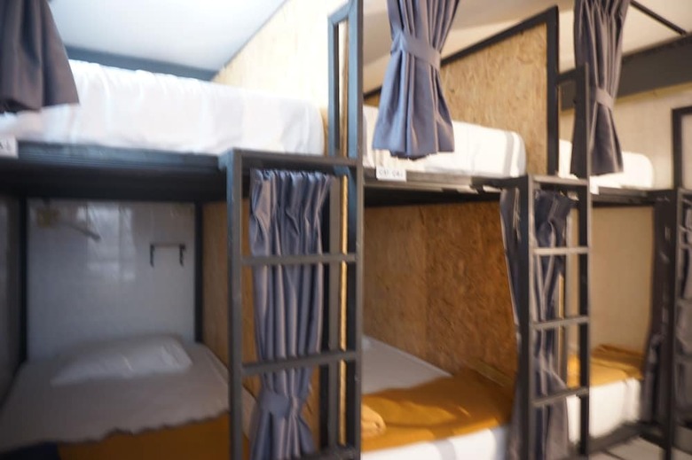 Hostal Near Beach Hostel - Adults Only