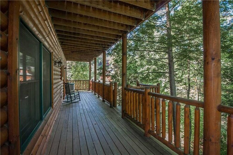 Destinys Lodge - Five Bedroom Cabin
