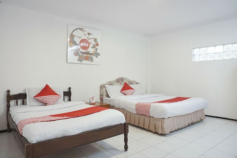 Hostal Oyo 206 Hotel Candra Kirana