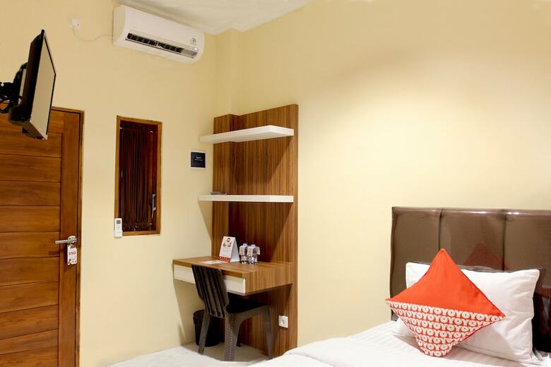 Hostal Oyo 121 Rumah Ayub Syariah