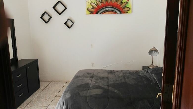 Lia Ajijic - Lakeside B&B