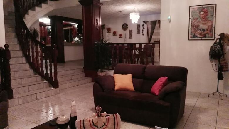 Lia Ajijic - Lakeside B&B