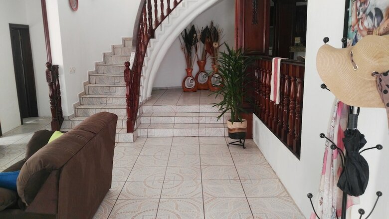 Lia Ajijic - Lakeside B&B