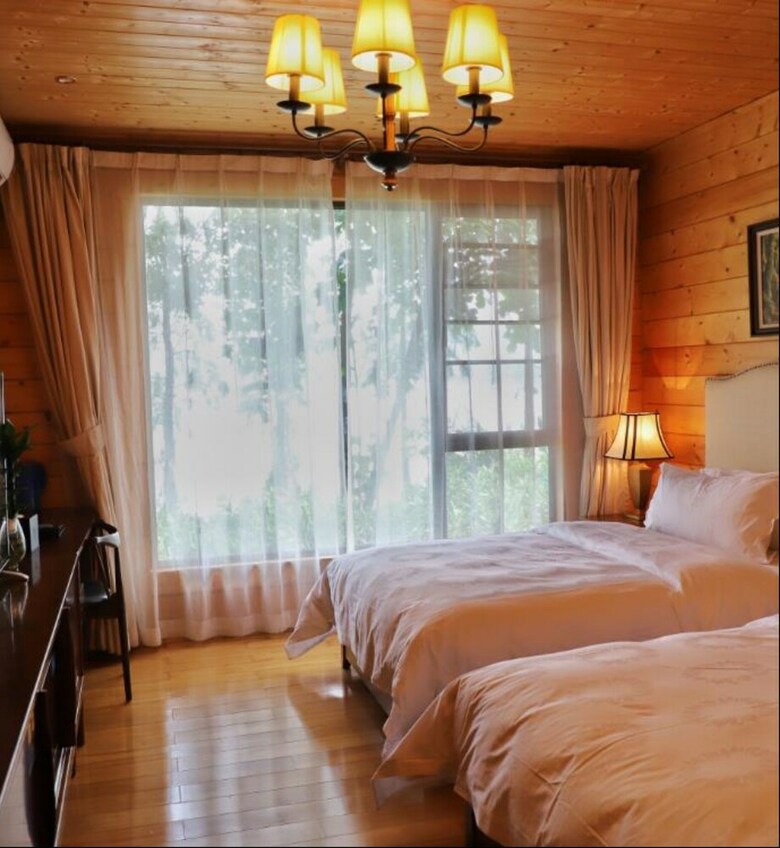 Midea Egret Lake Car Camp