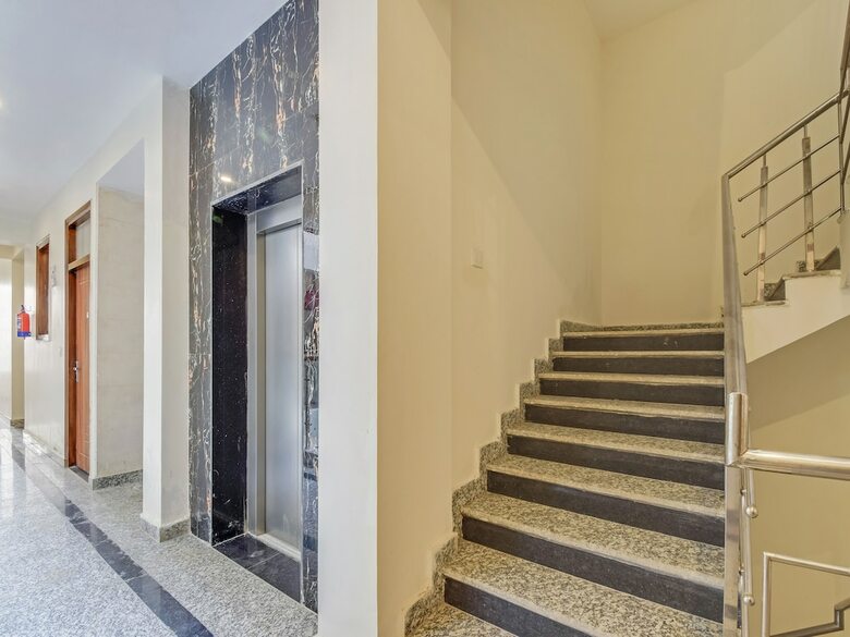 Hotel Oyo Flagship 439 Krishna Living