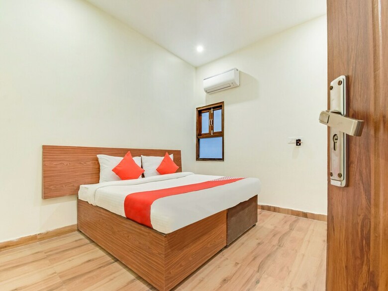 Hotel Oyo Flagship 439 Krishna Living