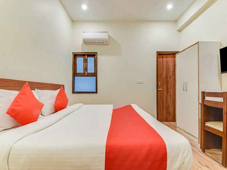 Hotel Oyo Flagship 439 Krishna Living