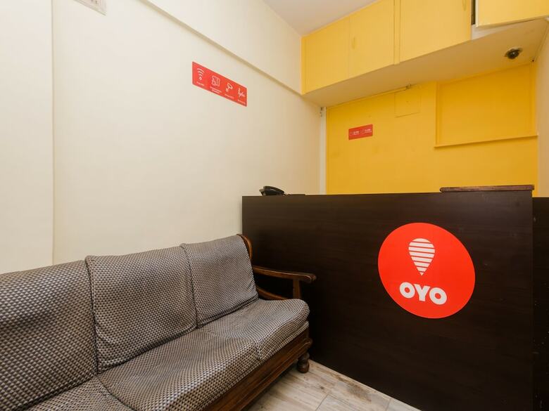 Oyo 13470 Hotel Symphony House