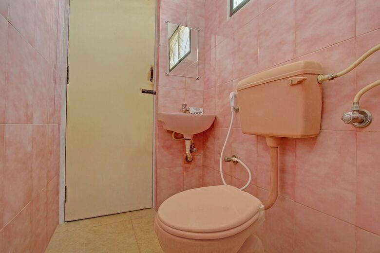 Hotel Oyo 23672 Annai Residency