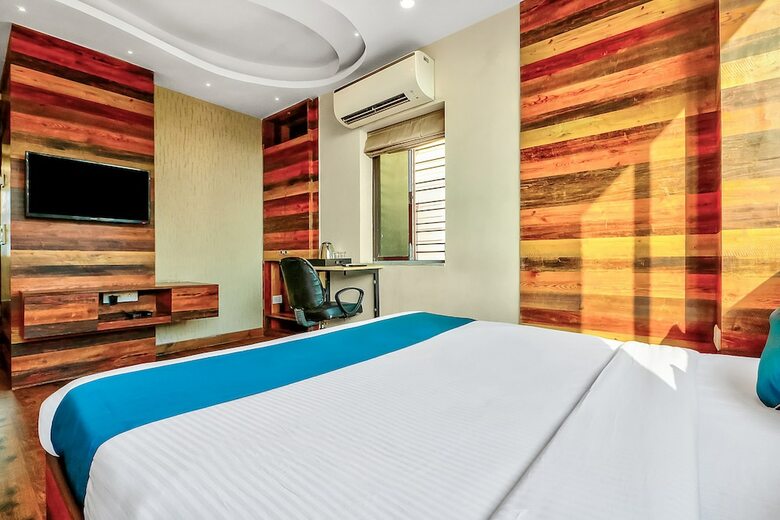 Hotel Oyo 24949 Silverkey Park Circus