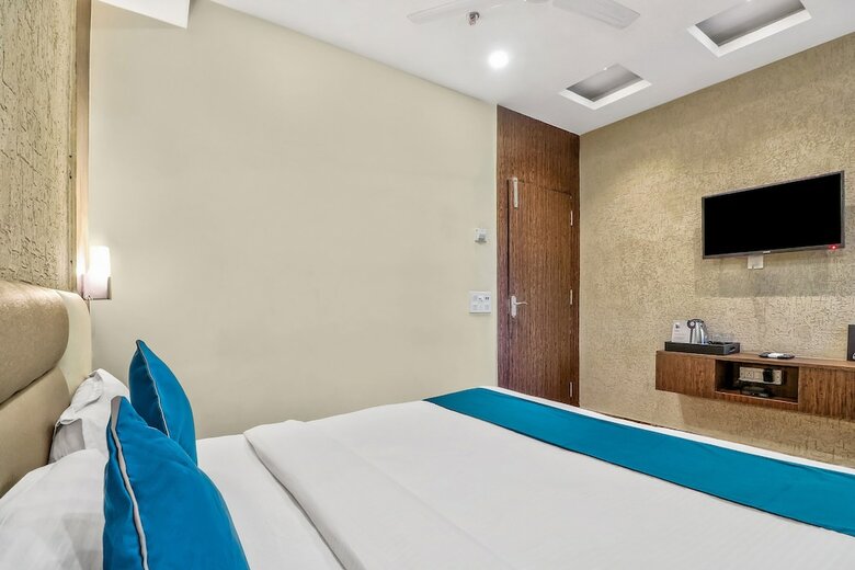 Hotel Oyo 24949 Silverkey Park Circus