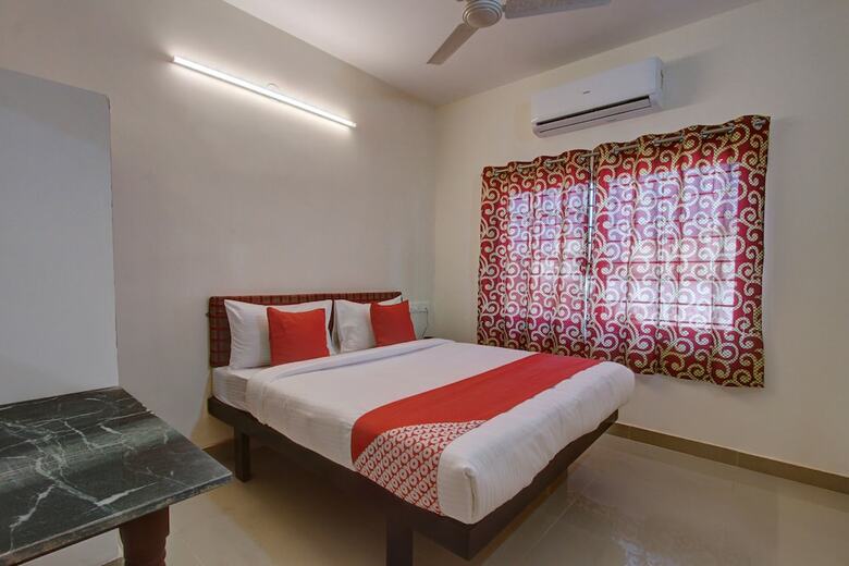 Hotel Oyo 24301 Century Park