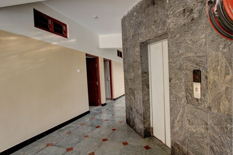 Hotel Oyo 24301 Century Park