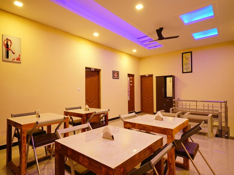 Apartamentos Oyo 16630 Home Cocoa Tree Residency