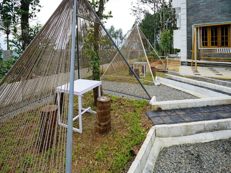 Apartamentos Oyo 16630 Home Cocoa Tree Residency