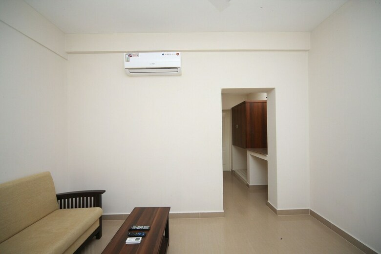 Hotel Oyo 27660 Aptin Vanila Suites