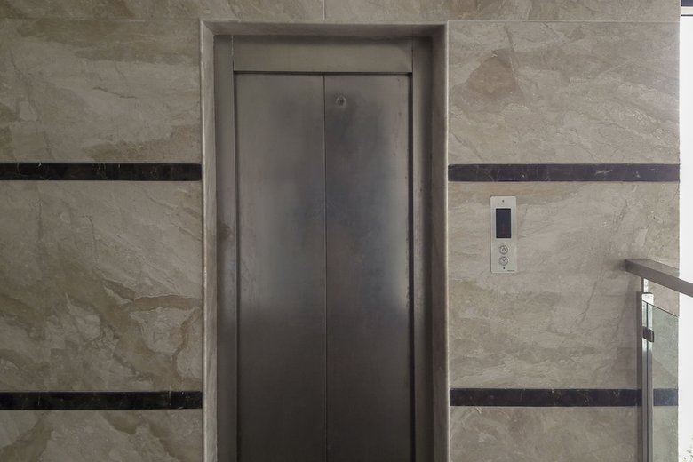 Hotel Oyo 27660 Aptin Vanila Suites