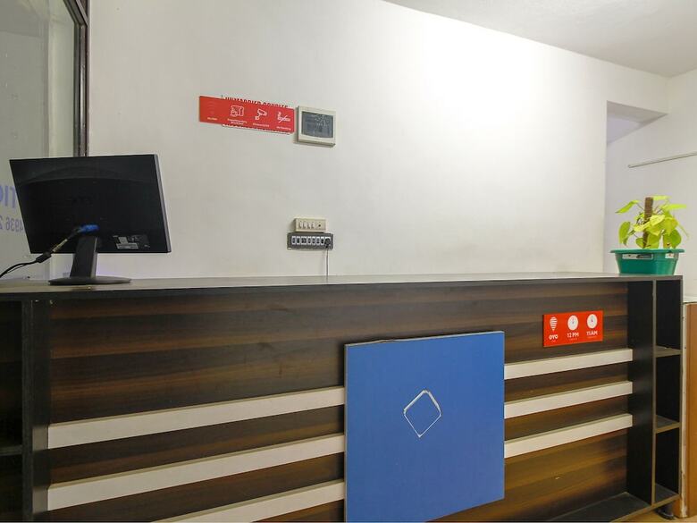 Hotel Oyo 23107 Rasha Residency