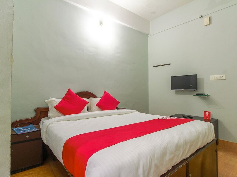 Hotel Oyo 23107 Rasha Residency