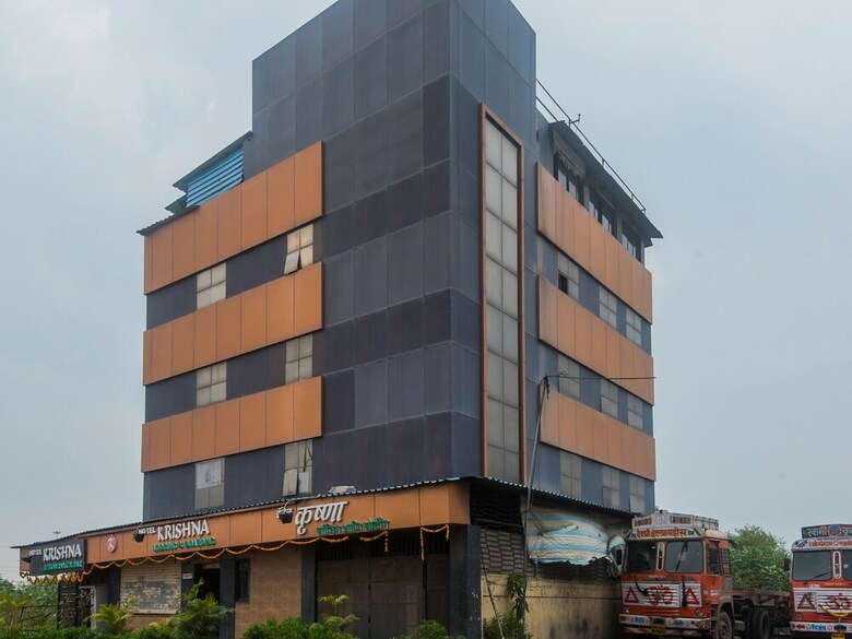 Oyo 19936 Hotel Krishna