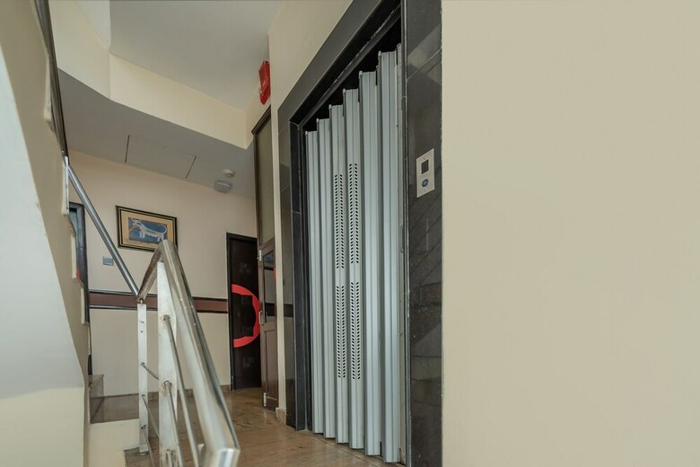 Hotel Edition O 30065 Regale Inn
