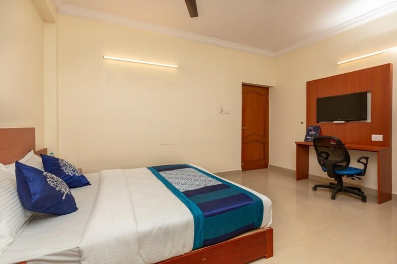 Hotel Oyo 23518 Moon Bay
