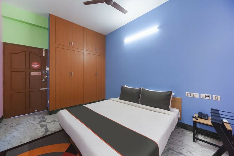 Hotel Oyo 24512 Flagship Neelangarai