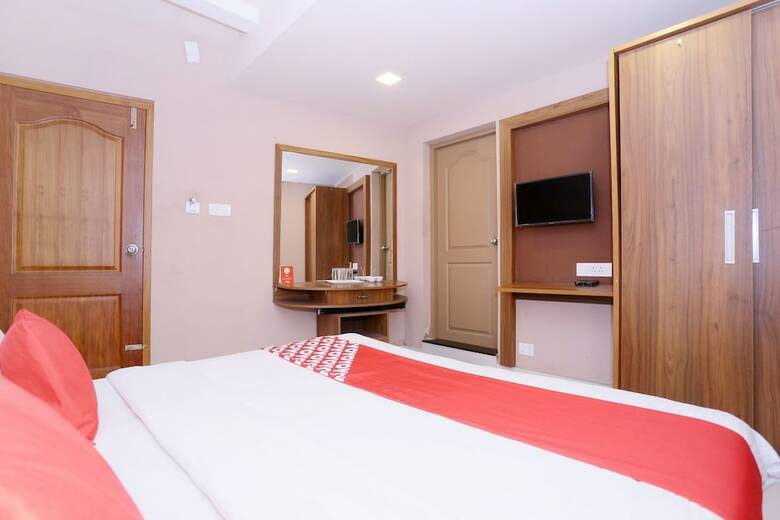 Oyo 25093 Hotel Thamam