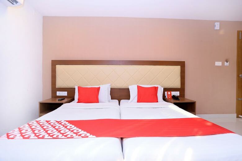 Oyo 25093 Hotel Thamam