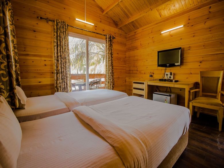 Hotel Oyo 14147 Home Beach Facing Cottages Morjim