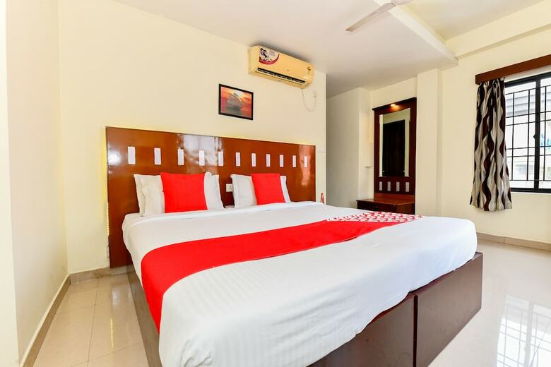 Hotel Oyo 1400 Cochin Metro