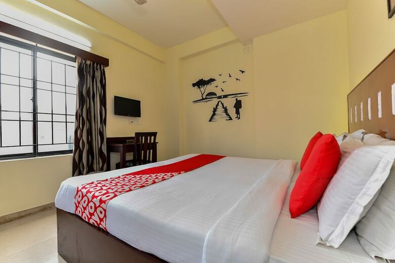 Hotel Oyo 1400 Cochin Metro