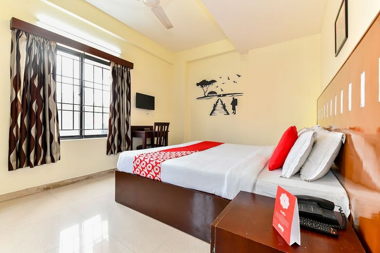 Hotel Oyo 1400 Cochin Metro