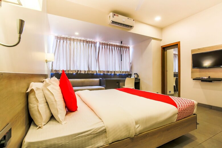 Hotel Oyo 22246 22 Suites