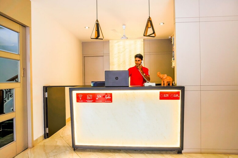 Hotel Oyo 22246 22 Suites