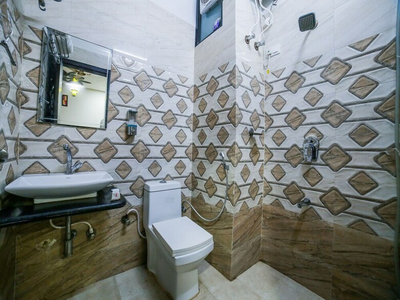 Apartamentos Oyo 23295 Hotel The Rajfort