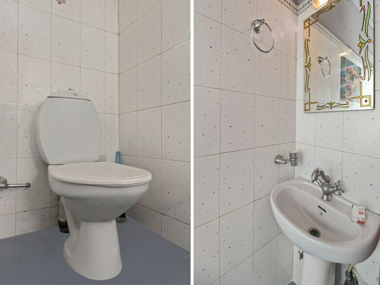 Hotel Oyo 12237 Royal Suite