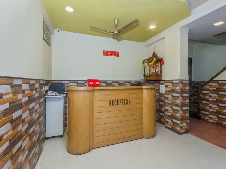 Oyo 22048 Trio Hotel