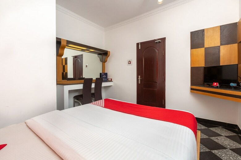 Hotel Oyo 23454 Sun Park Inn