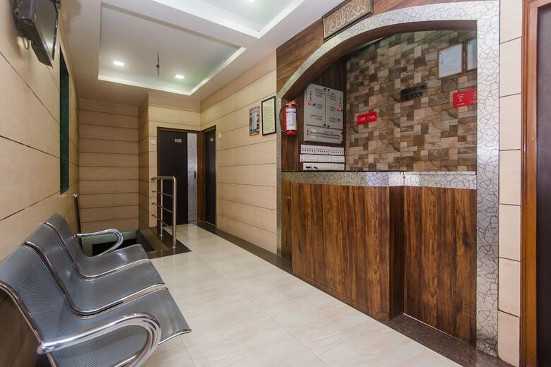 Oyo 19590 Hotel Kamal
