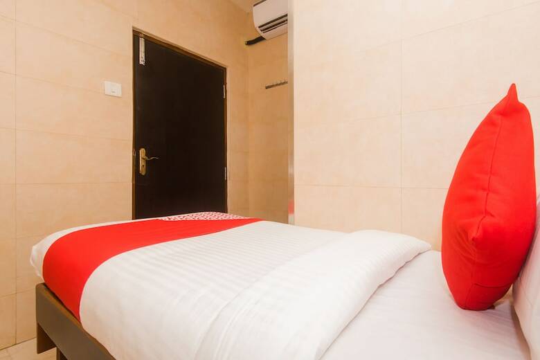 Oyo 19590 Hotel Kamal