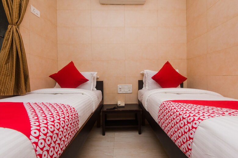 Oyo 19590 Hotel Kamal
