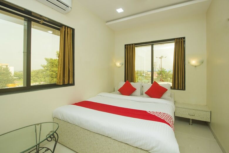 Oyo 18610 Hotel Parivar Garden